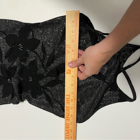 Jessica McClintock Gunne Sax Size 3/4 Black Floral Slinky Knit Halter Dress H2 - Picture 6 of 6